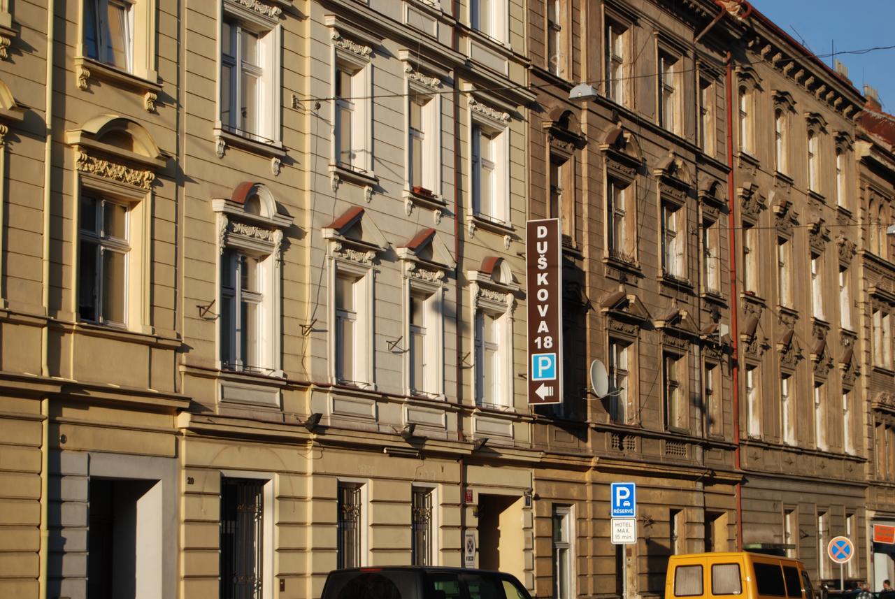 Duskova Apartments Prag Exterior foto